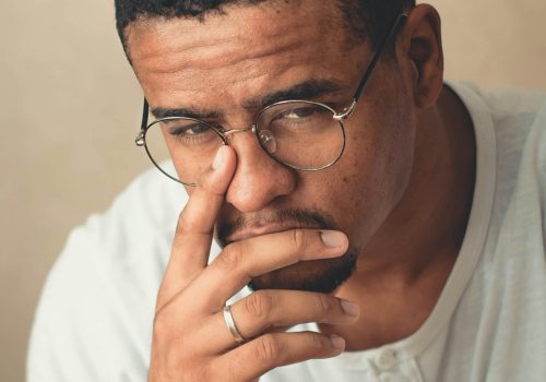 Pourquoi le cerveau est-il plus attiré par le négatif que par le positif
