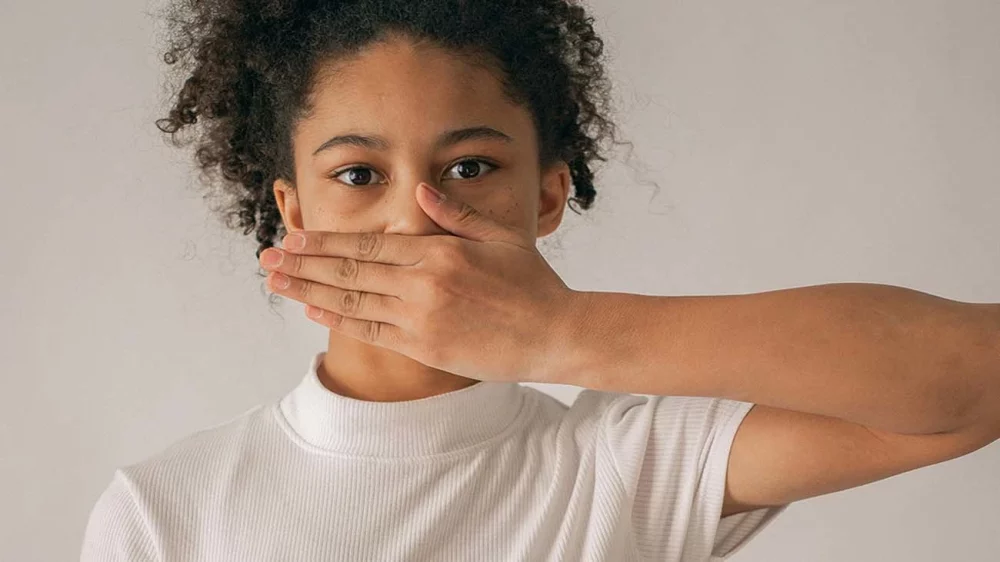 Surmonter la peur de parler en public avec l’hypnothérapie